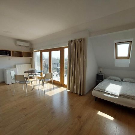 Familia Apartmanhaz Кестели Екстериор снимка