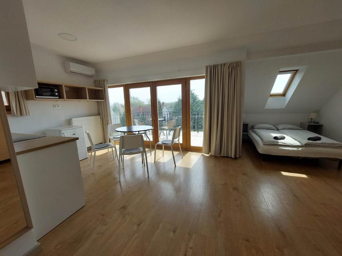 Familia Apartmanhaz Кестели Екстериор снимка