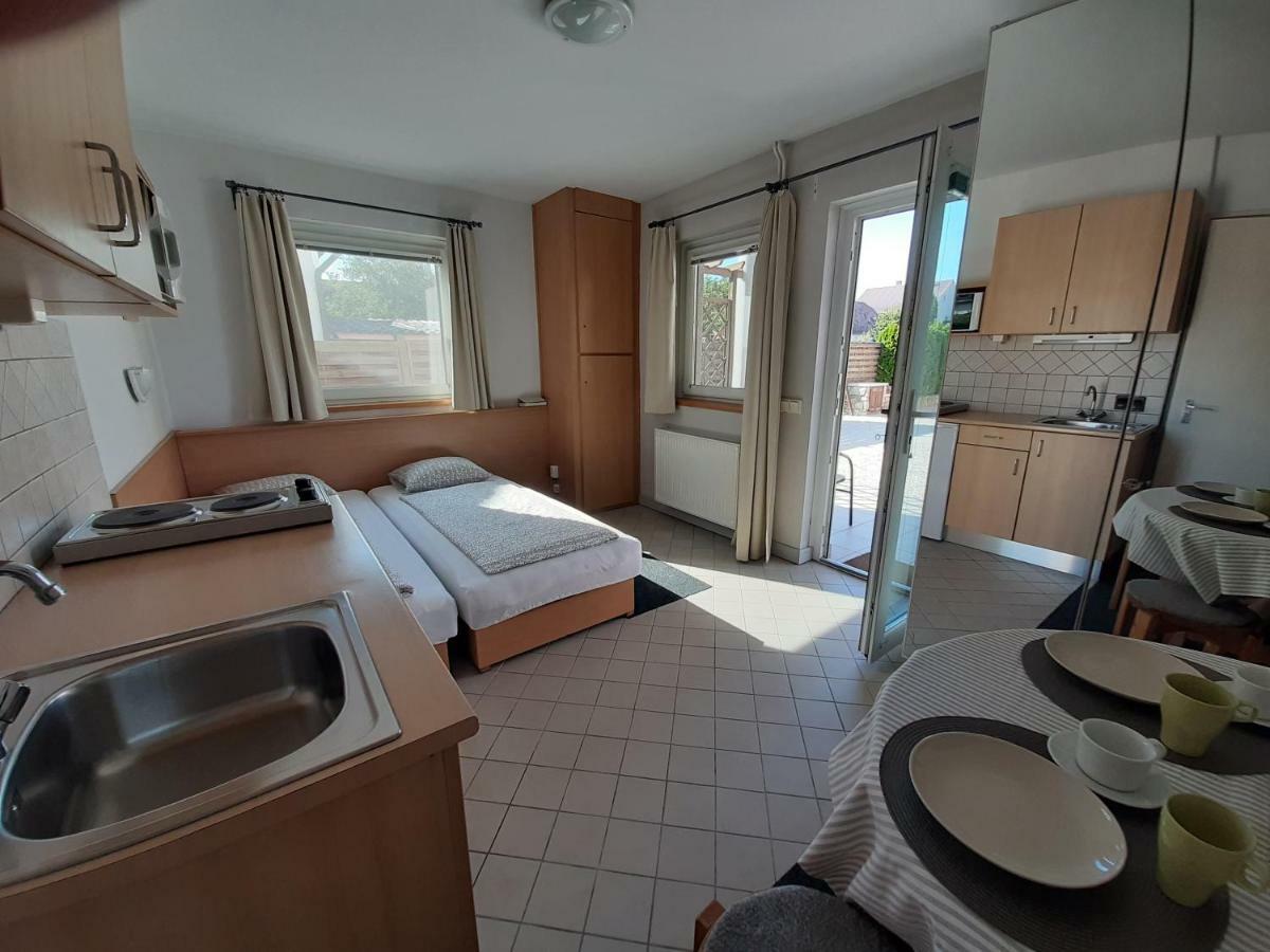 Familia Apartmanhaz Кестели Екстериор снимка