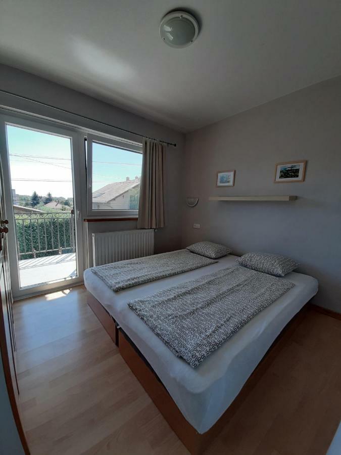 Familia Apartmanhaz Кестели Екстериор снимка