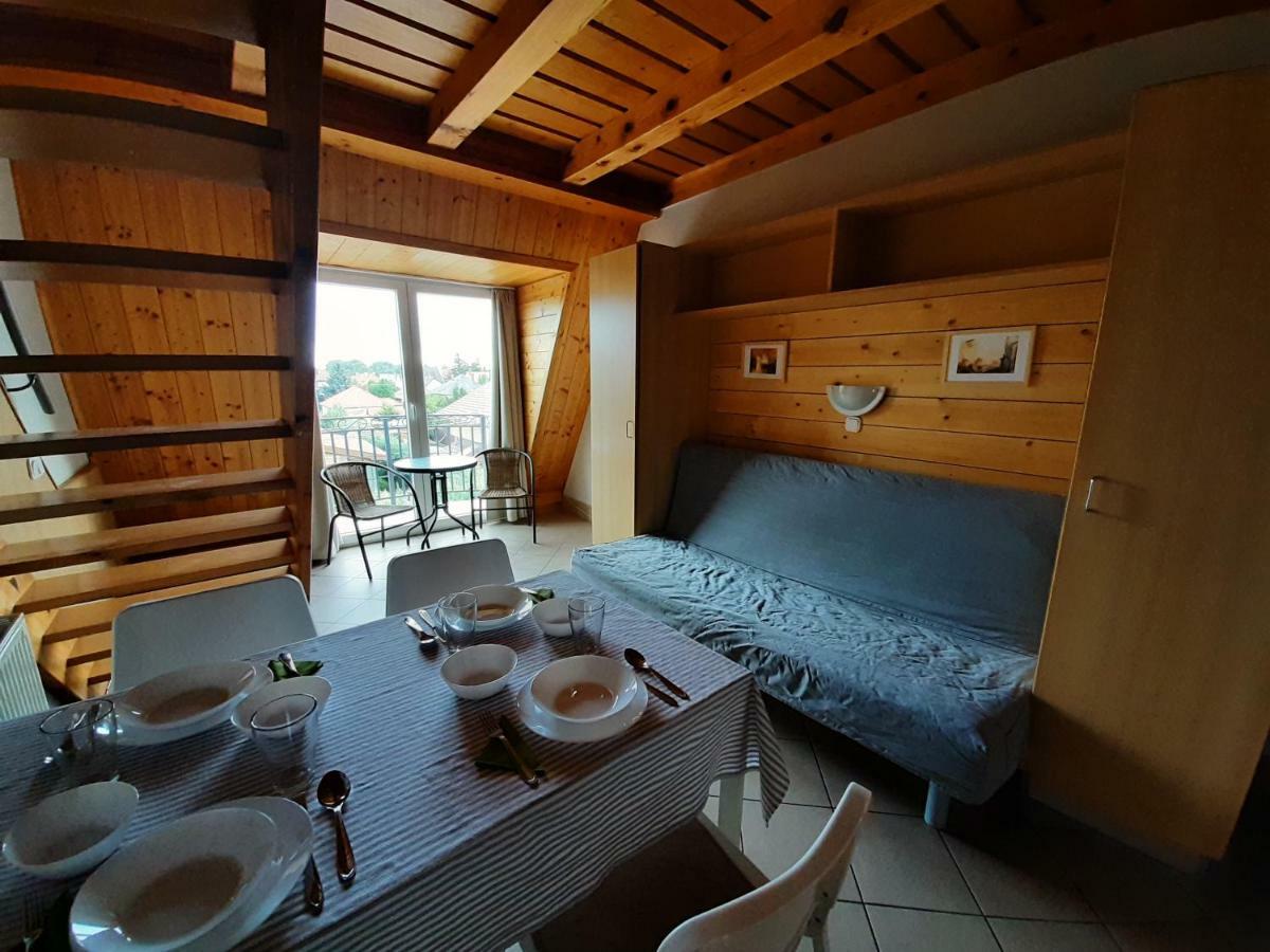 Familia Apartmanhaz Кестели Екстериор снимка