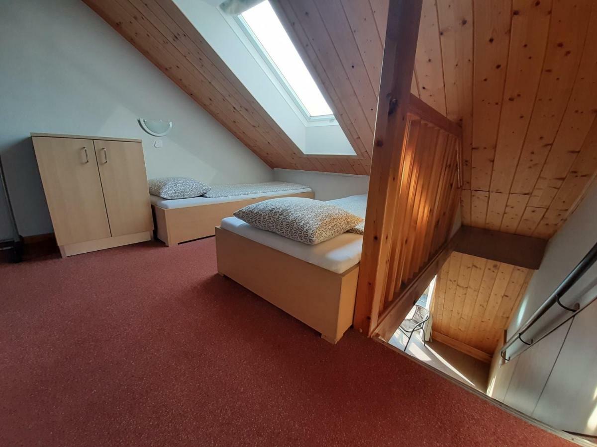 Familia Apartmanhaz Кестели Екстериор снимка