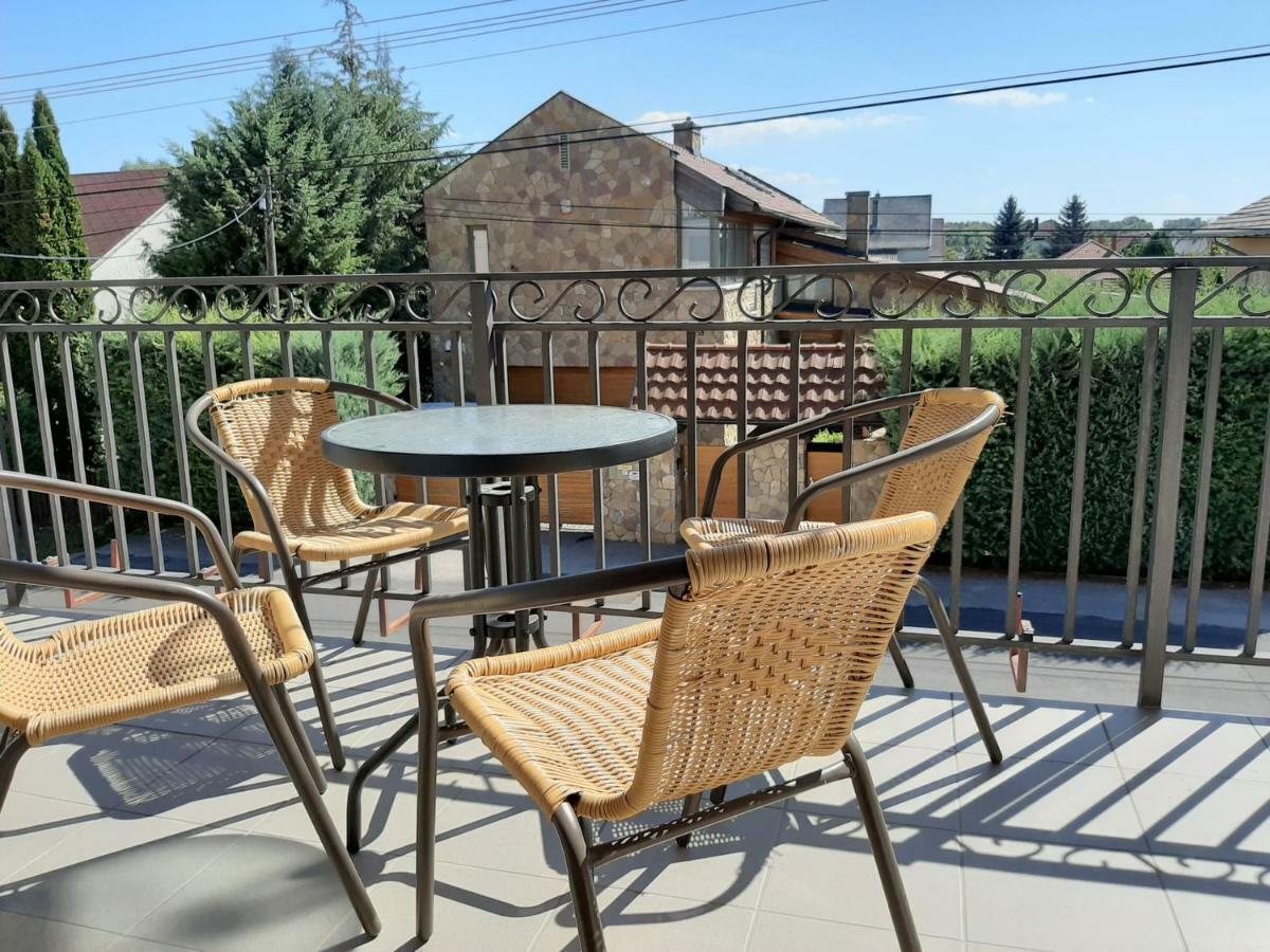 Familia Apartmanhaz Кестели Екстериор снимка